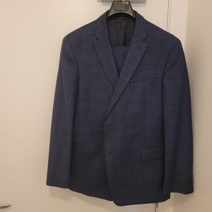 Tommy Hilfiger Suit